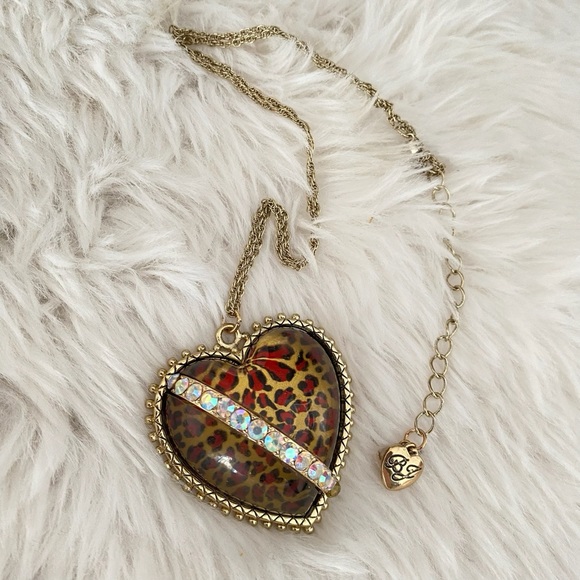 Betsey Johnson Jewelry - Betsey Johnson Leaping Leopards Heart Pendant Necklace New